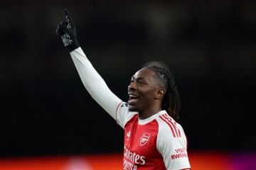 开云体育在线-出战6场比赛打进2球，官方：埃泽当选阿森纳3月队内最佳球员